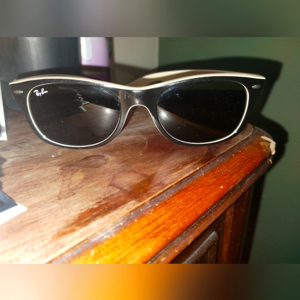 Ray bans